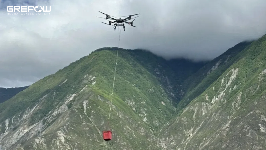 重載無人機(jī)運(yùn)輸物品